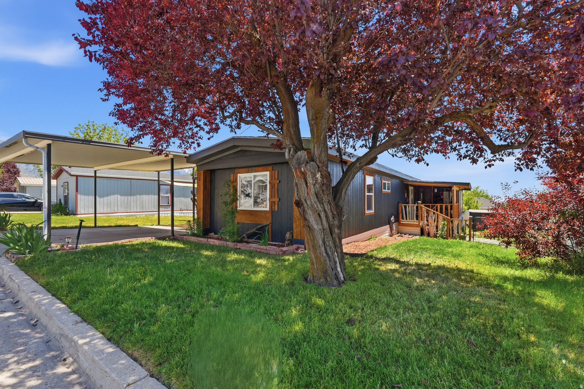 LAKEVIEW ESTATES - Residential