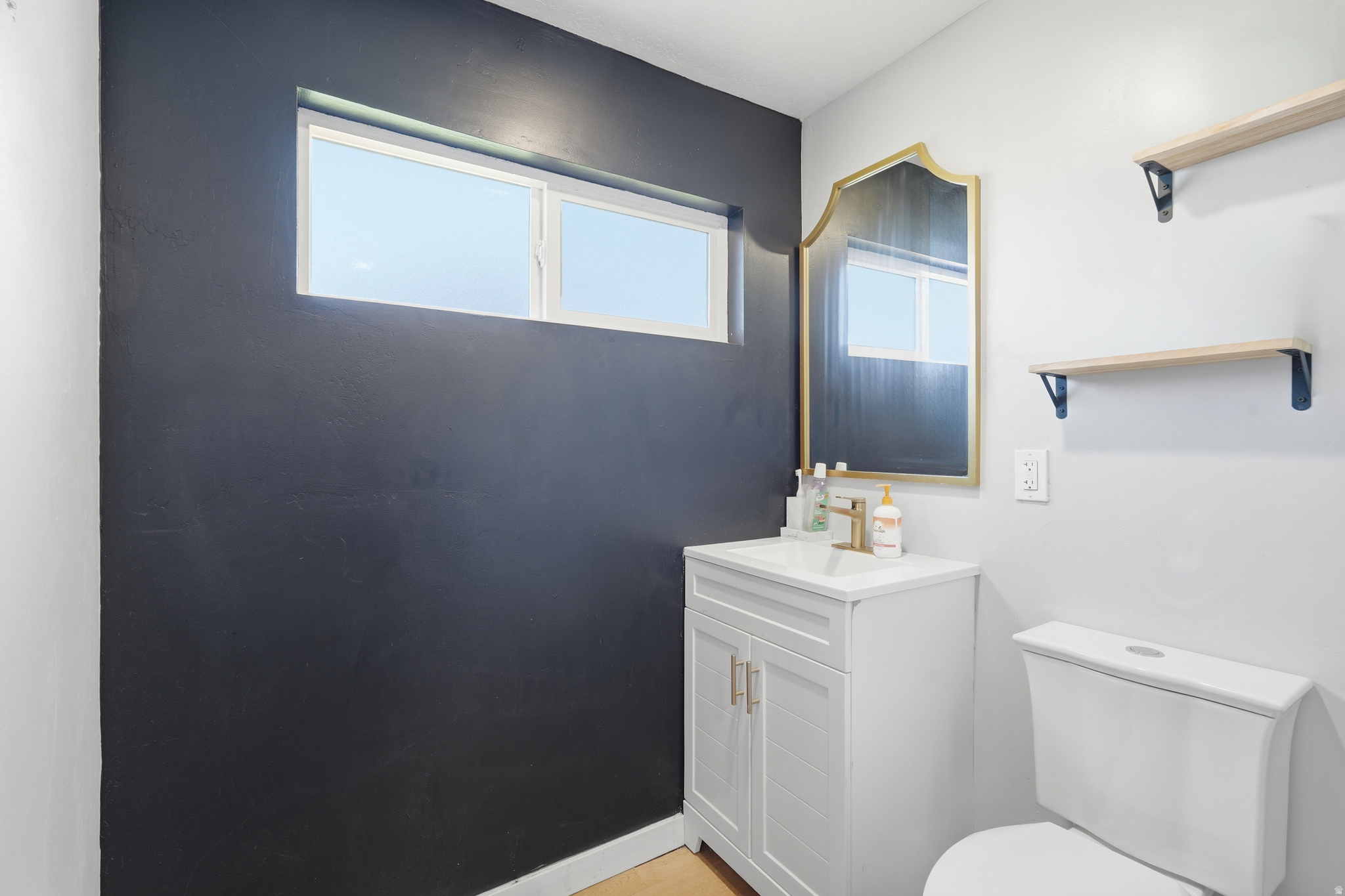 LAKEVIEW ESTATES - Residential