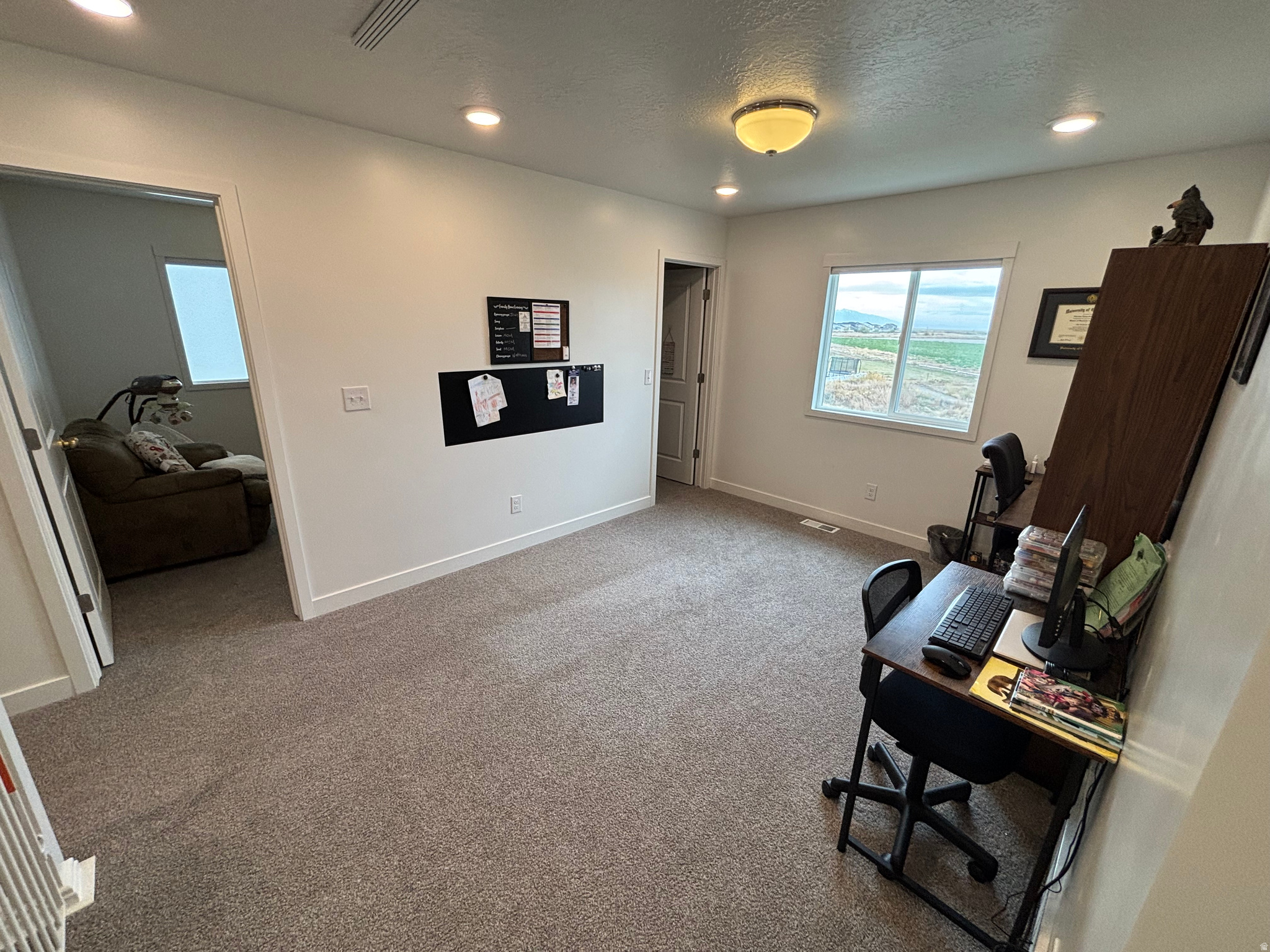 SHORELINE WEST - Residential