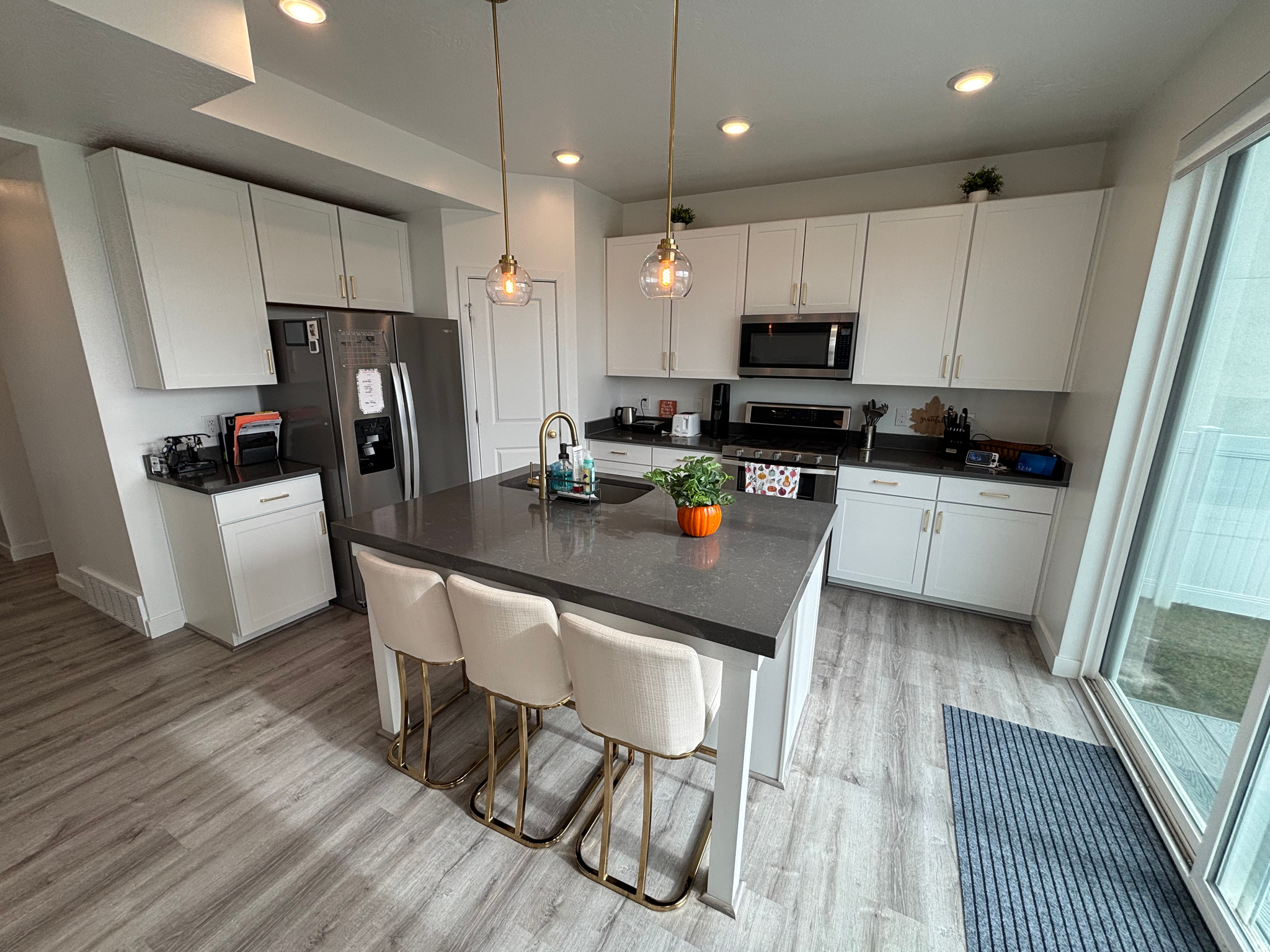 SHORELINE WEST - Residential