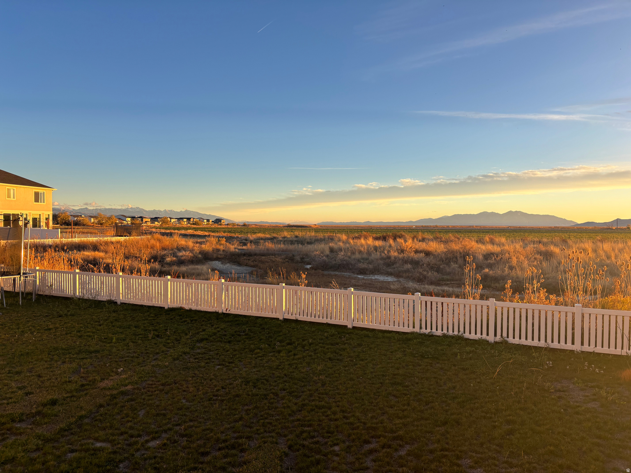 SHORELINE WEST - Residential