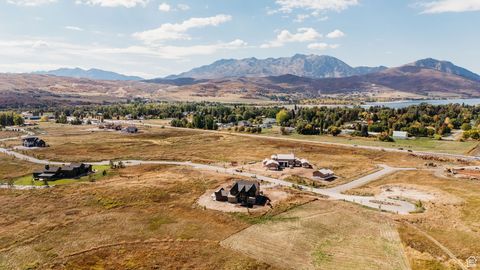 Tiny photo for 441 S 7900 E, Huntsville, UT 84317 (MLS # 2117681)