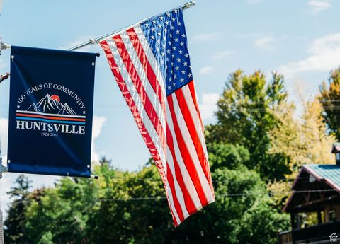 Tiny photo for 441 S 7900 E, Huntsville, UT 84317 (MLS # 2117681)