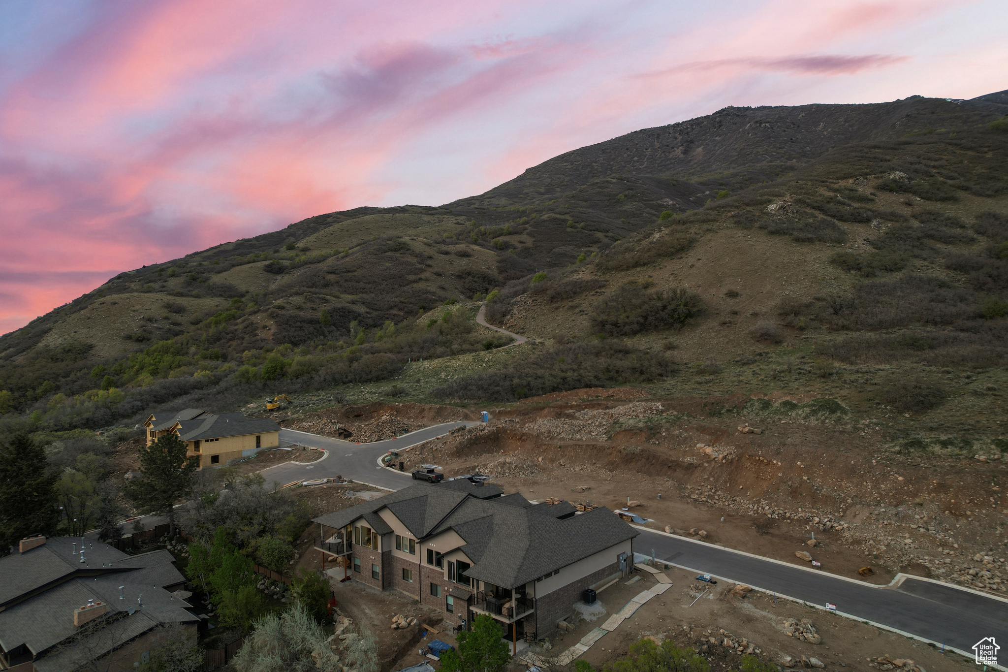 KNOLLWOOD PHASE 4 - Residential