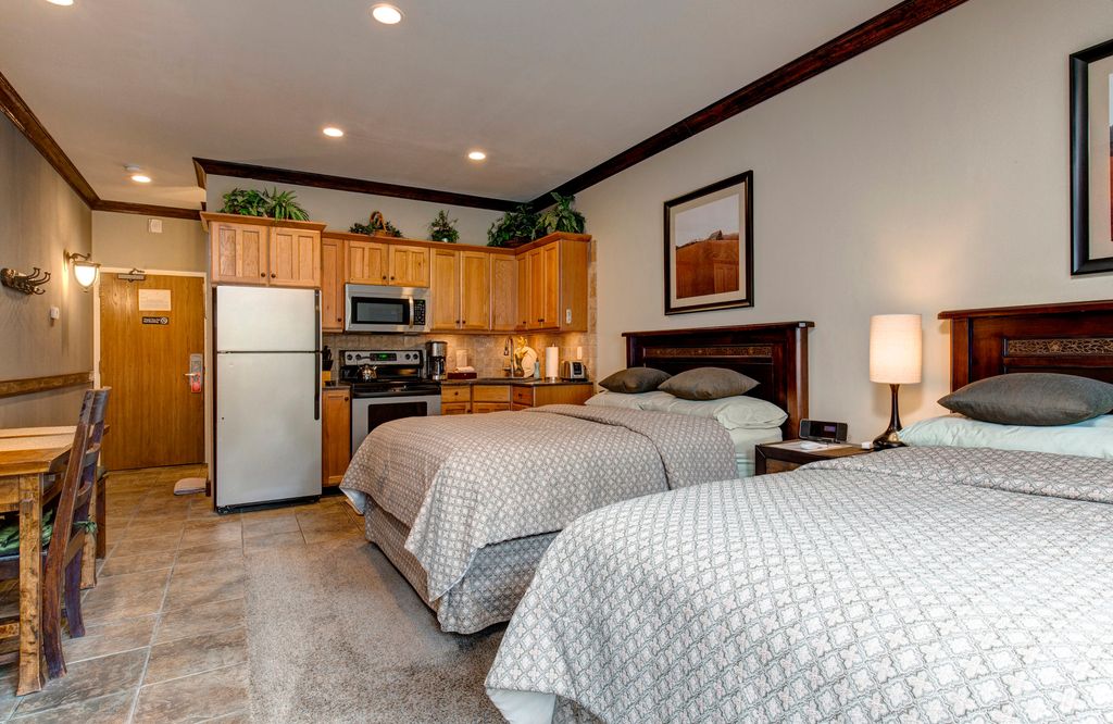 Photo of 2245 SIDEWINDER DR #508, Park City, UT 84060 (MLS # 2141172)