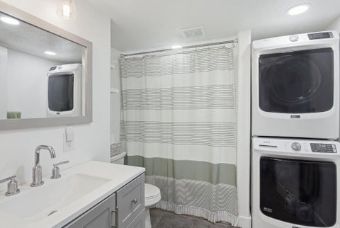 Tiny photo for 510 S 600 E, Payson, UT 84651 (MLS # 2180546)