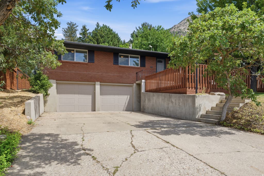 Photo of 2722 BUCHANAN AVE, Ogden, UT 84403 (MLS # 2173798)