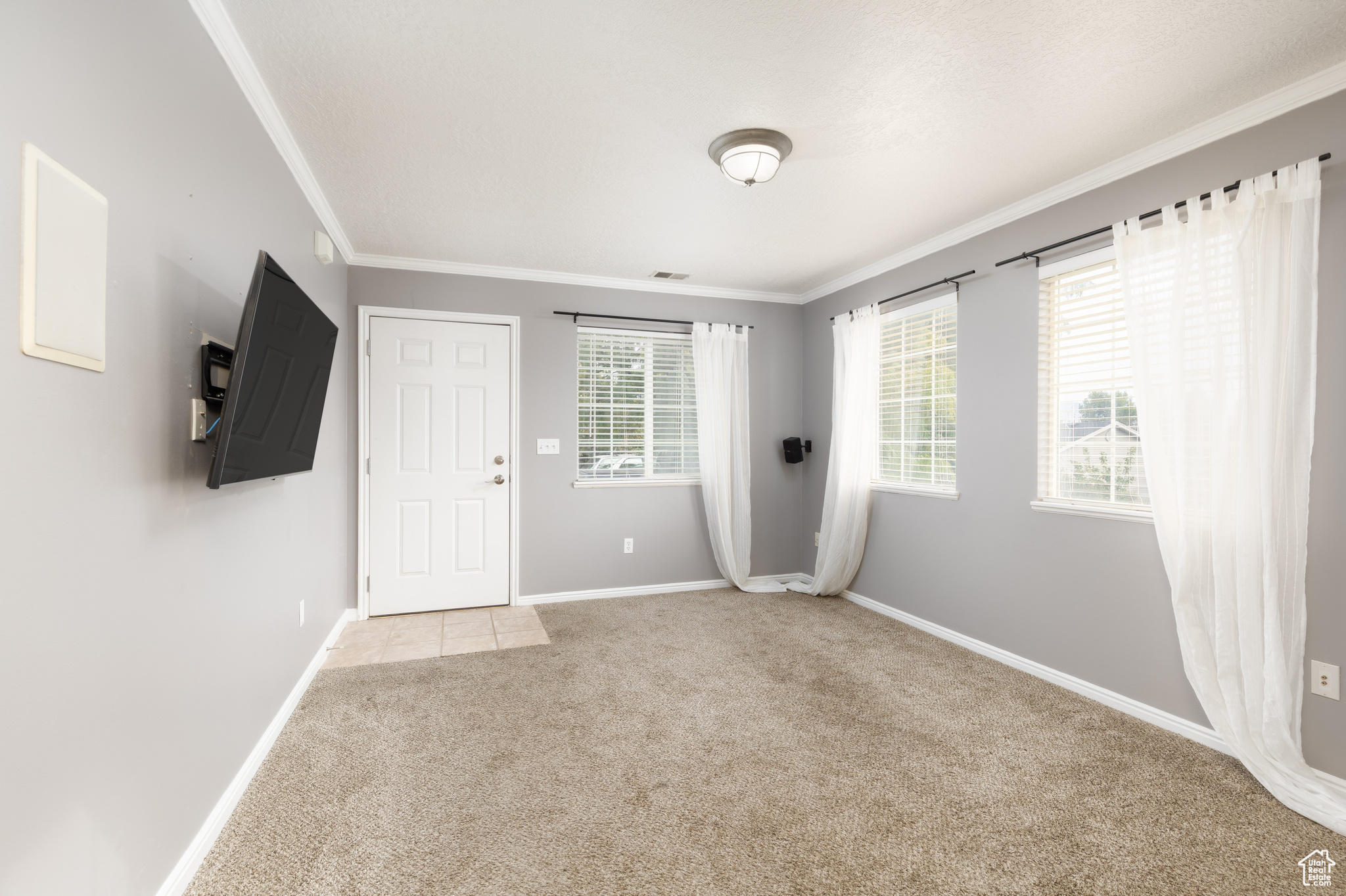 COMPASS RENAISSANCE - Residential