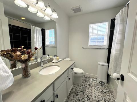 Tiny photo for 862 W 2750 N, Lehi, UT 84043 (MLS # 2128818)