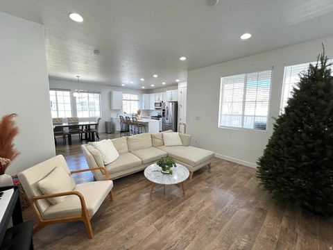 Tiny photo for 862 W 2750 N, Lehi, UT 84043 (MLS # 2128818)