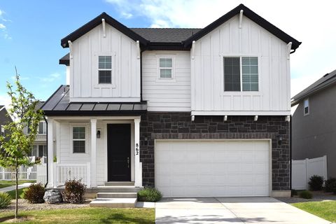 Photo of 862 W 2750 N, Lehi, UT 84043 (MLS # 2128818)