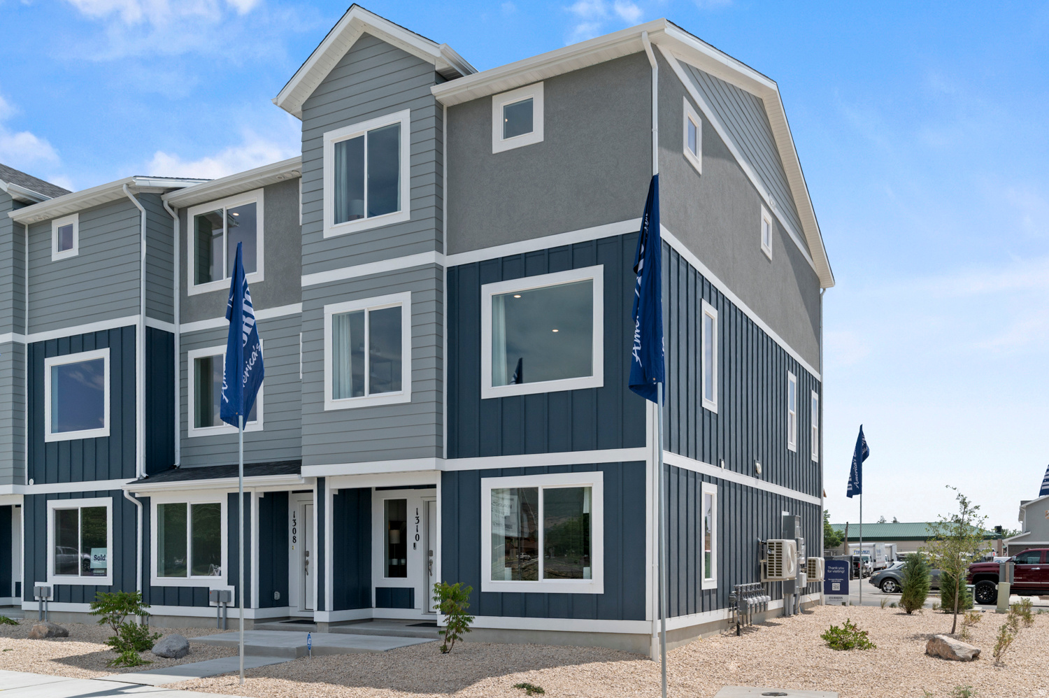 DIXON CREEK - Residential