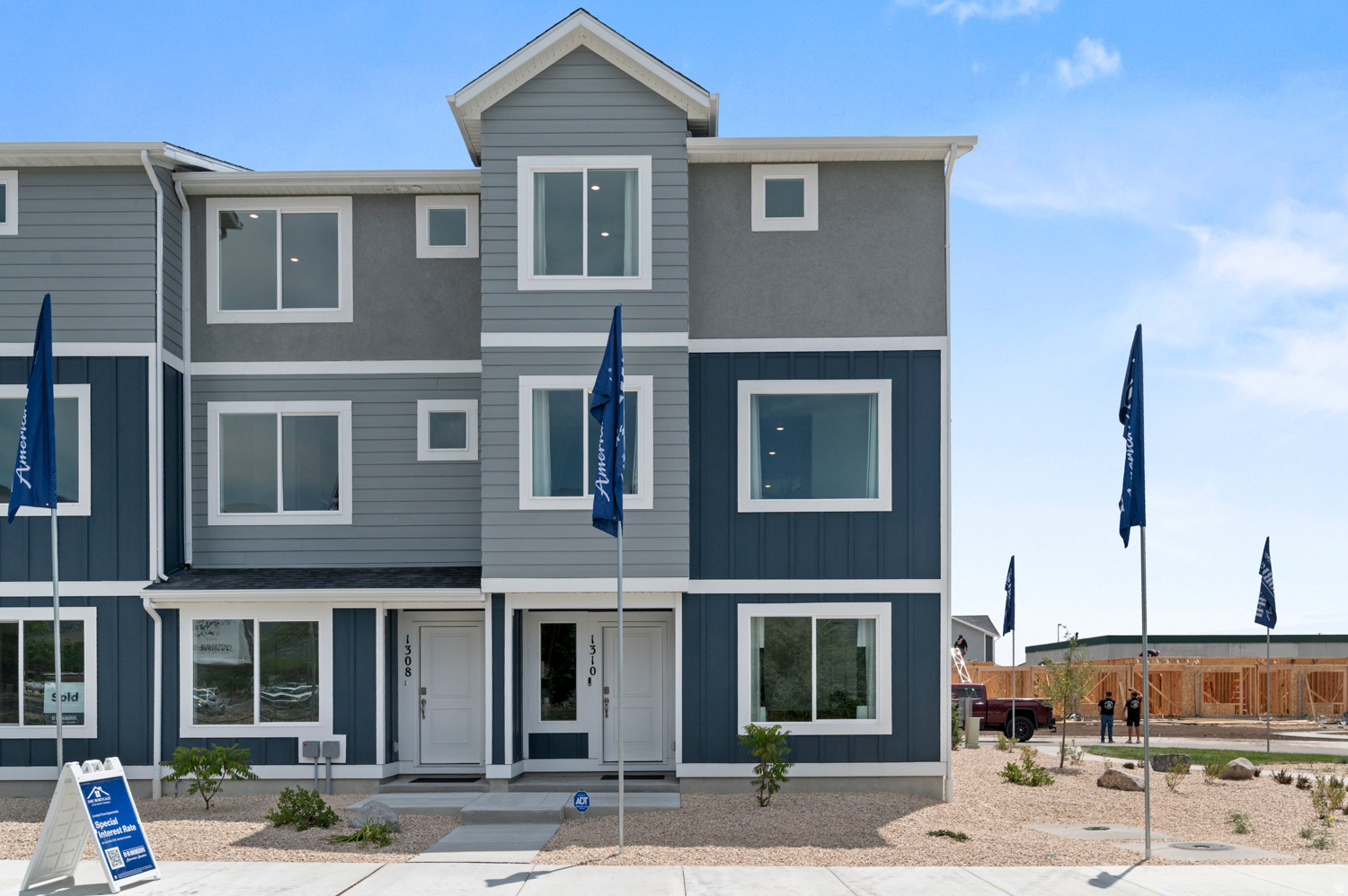 DIXON CREEK - Residential