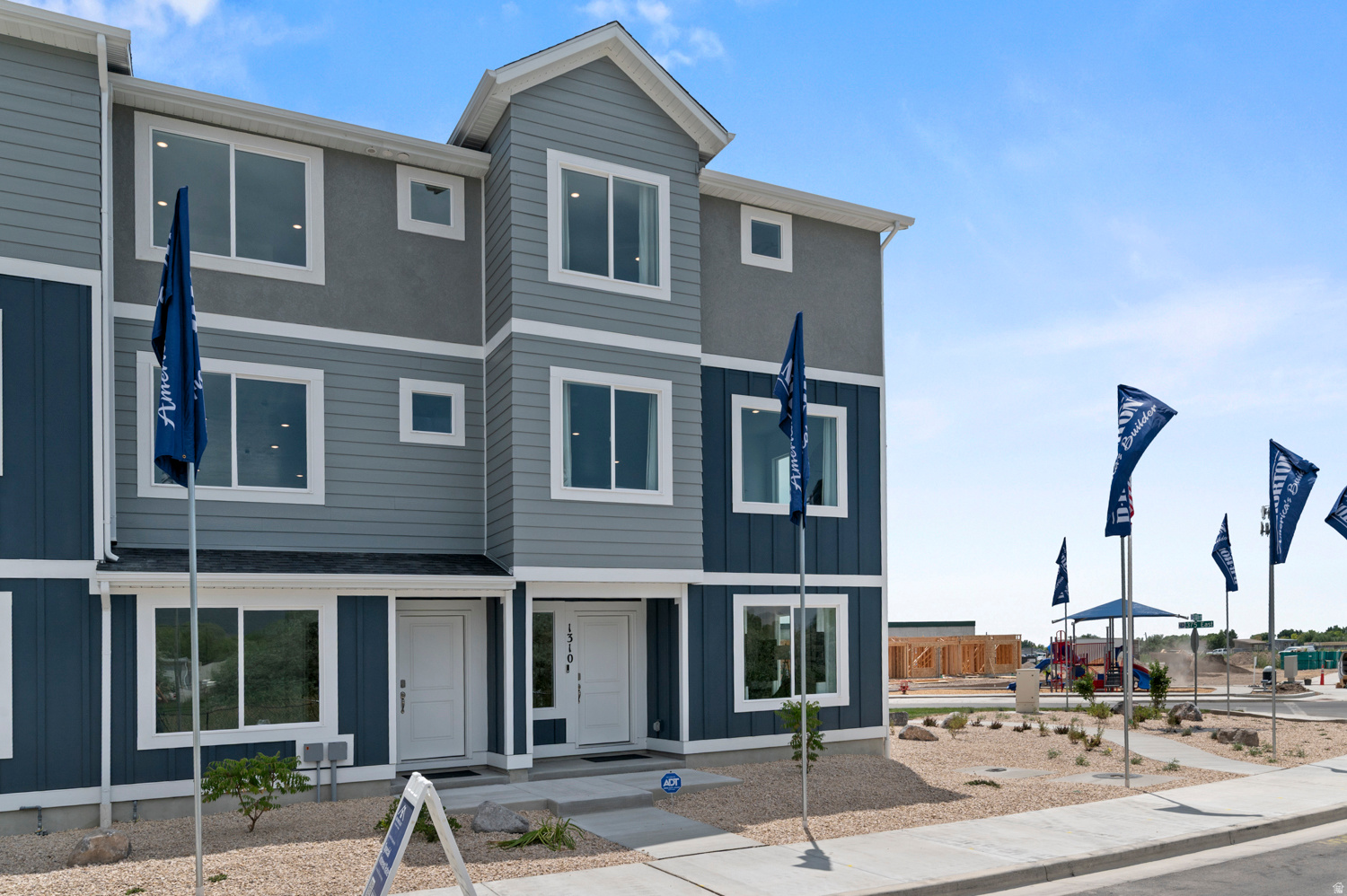 DIXON CREEK - Residential