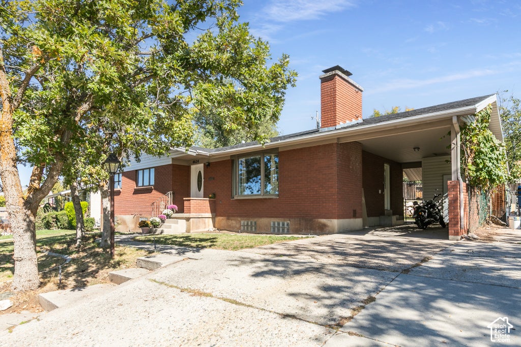 Photo of 4624 MADISON AVE, South Ogden, UT 84403 (MLS # 2188919)