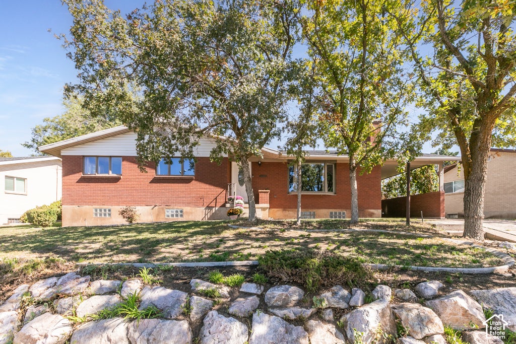 Photo of 4624 MADISON AVE, South Ogden, UT 84403 (MLS # 2188919)