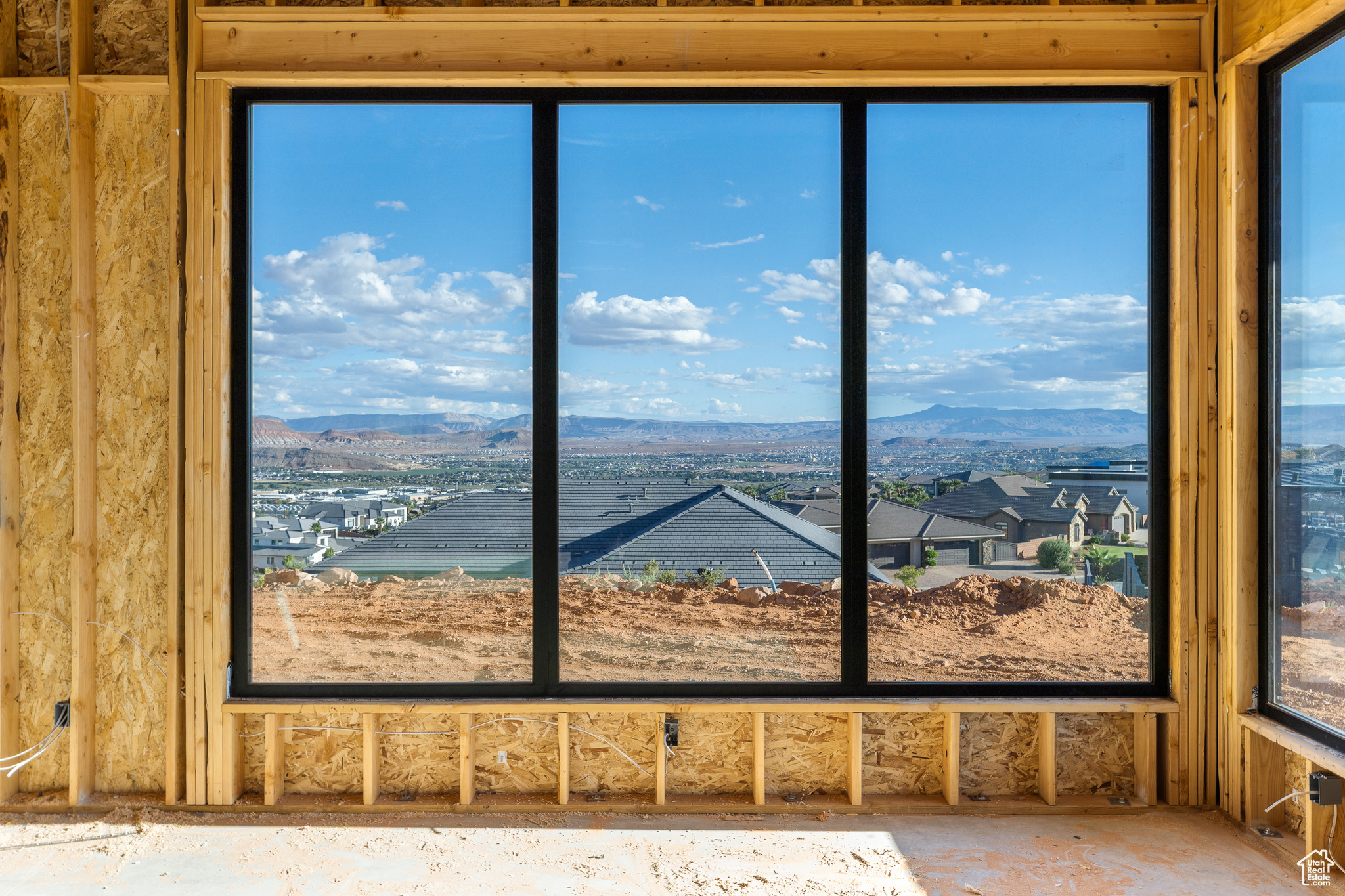 WESTGATE HILLS - Residential