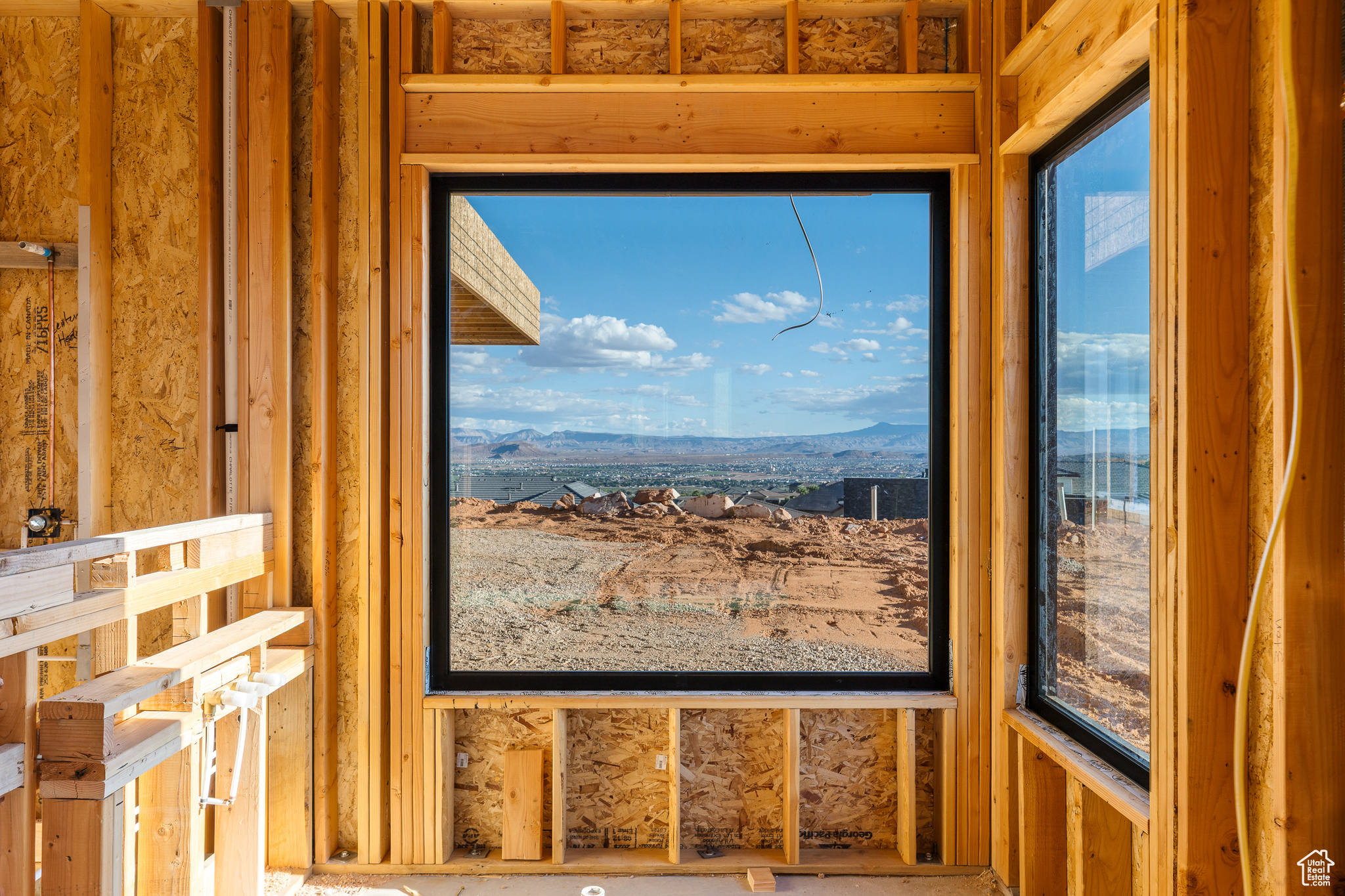 WESTGATE HILLS - Residential