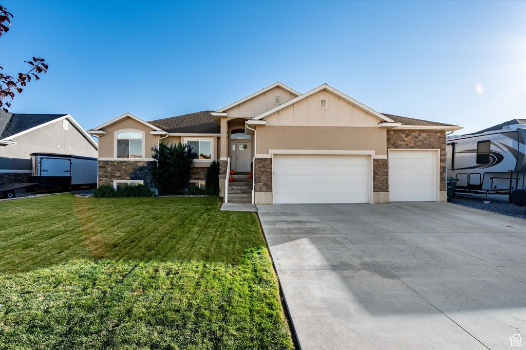 Photo of 2623 W 3375 S, West Haven, UT 84401 (MLS # 2118450)