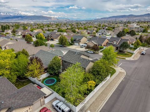 Tiny photo for 4652 W PISTOL LN S, Herriman, UT 84096 (MLS # 2154586)