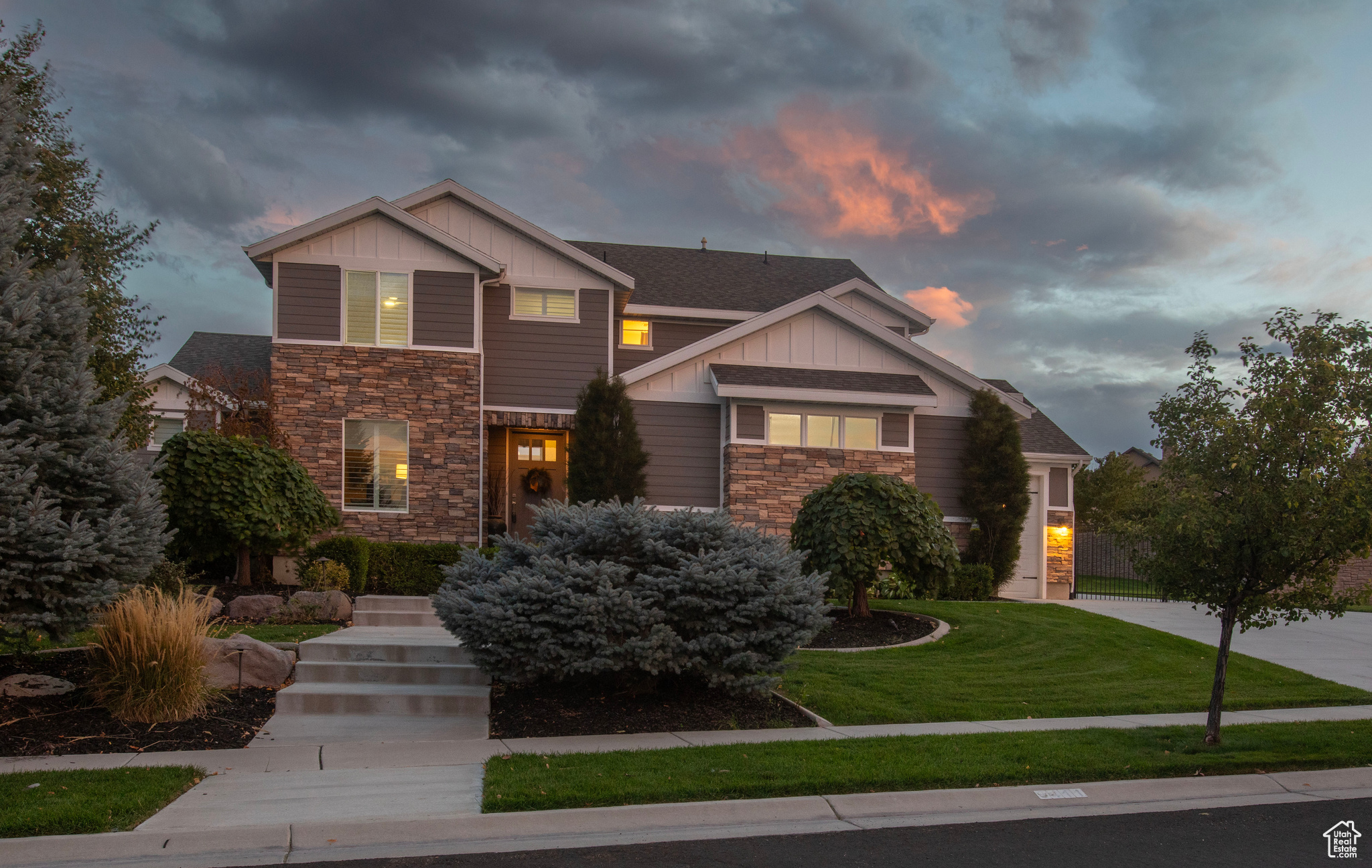 FALLS AT BOULDEN RIDGE - Residential