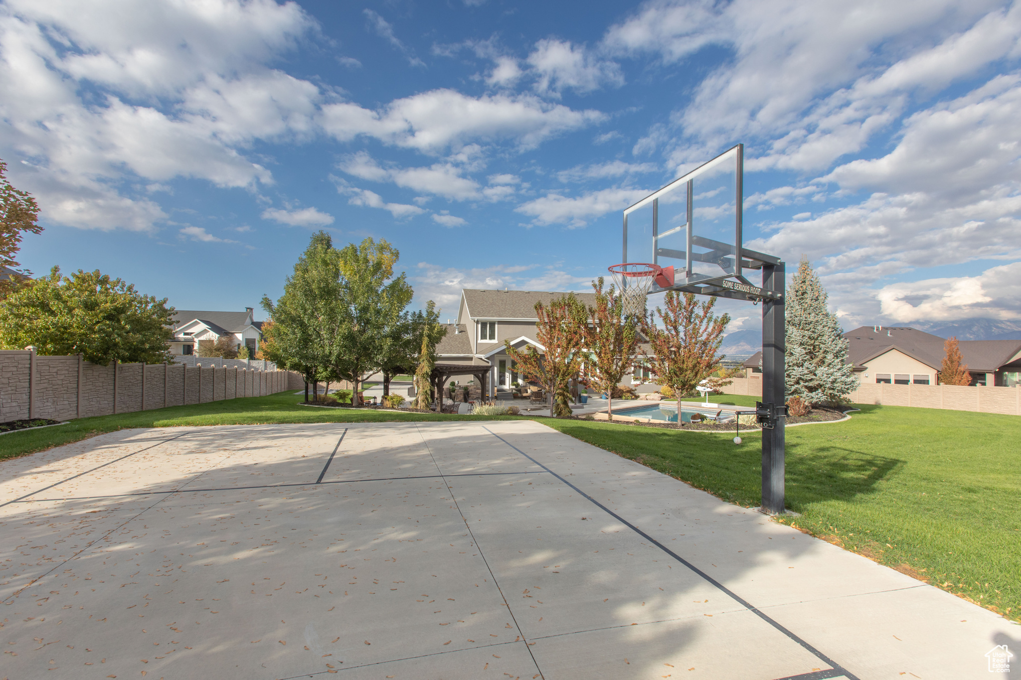 FALLS AT BOULDEN RIDGE - Residential