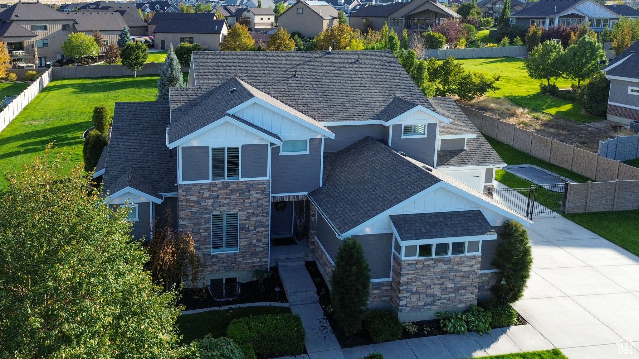 FALLS AT BOULDEN RIDGE - Residential