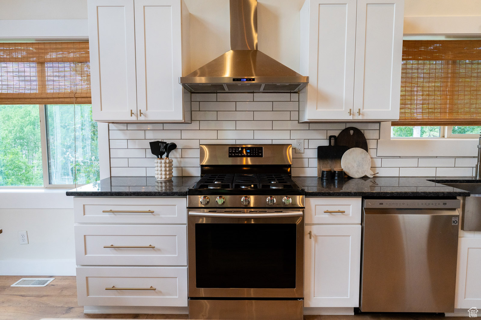 PINE MEADOWS - Residential