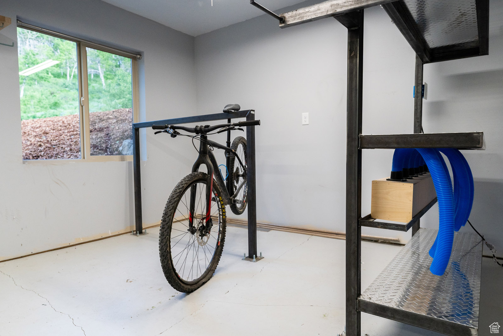 PINE MEADOWS - Residential