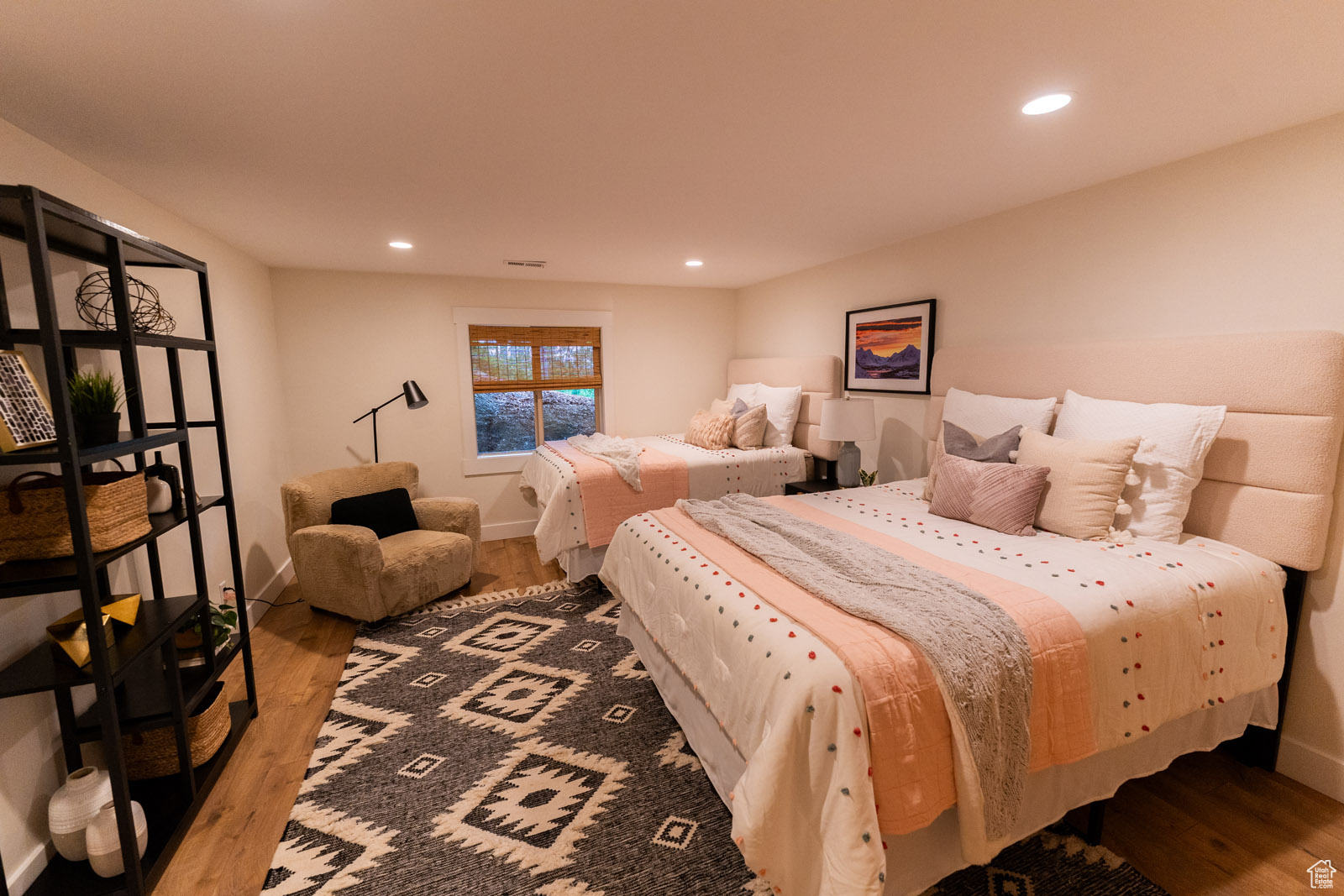 PINE MEADOWS - Residential