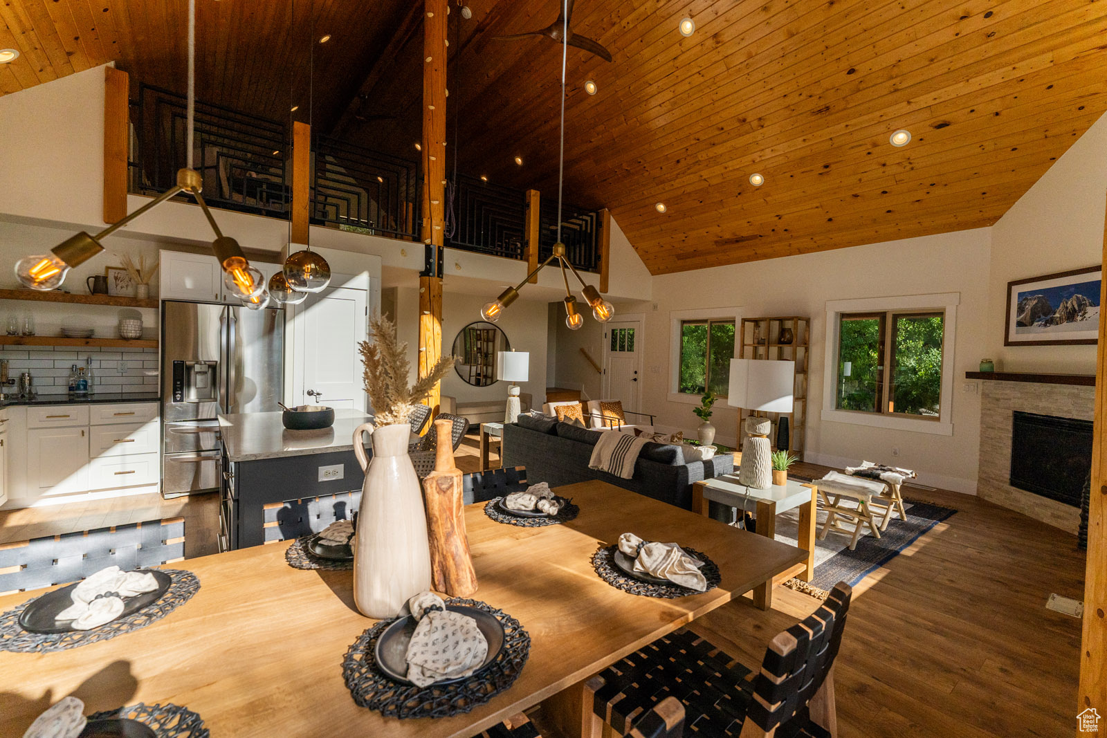 PINE MEADOWS - Residential