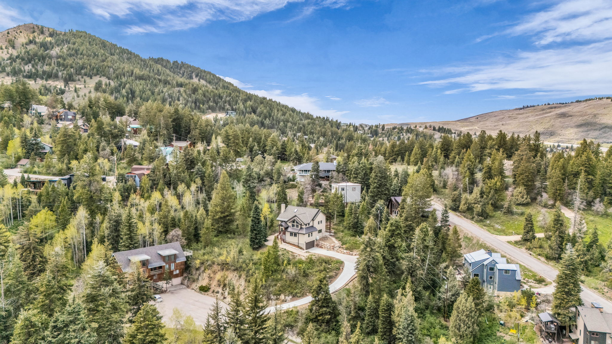 SUMMIT PARK - Residential