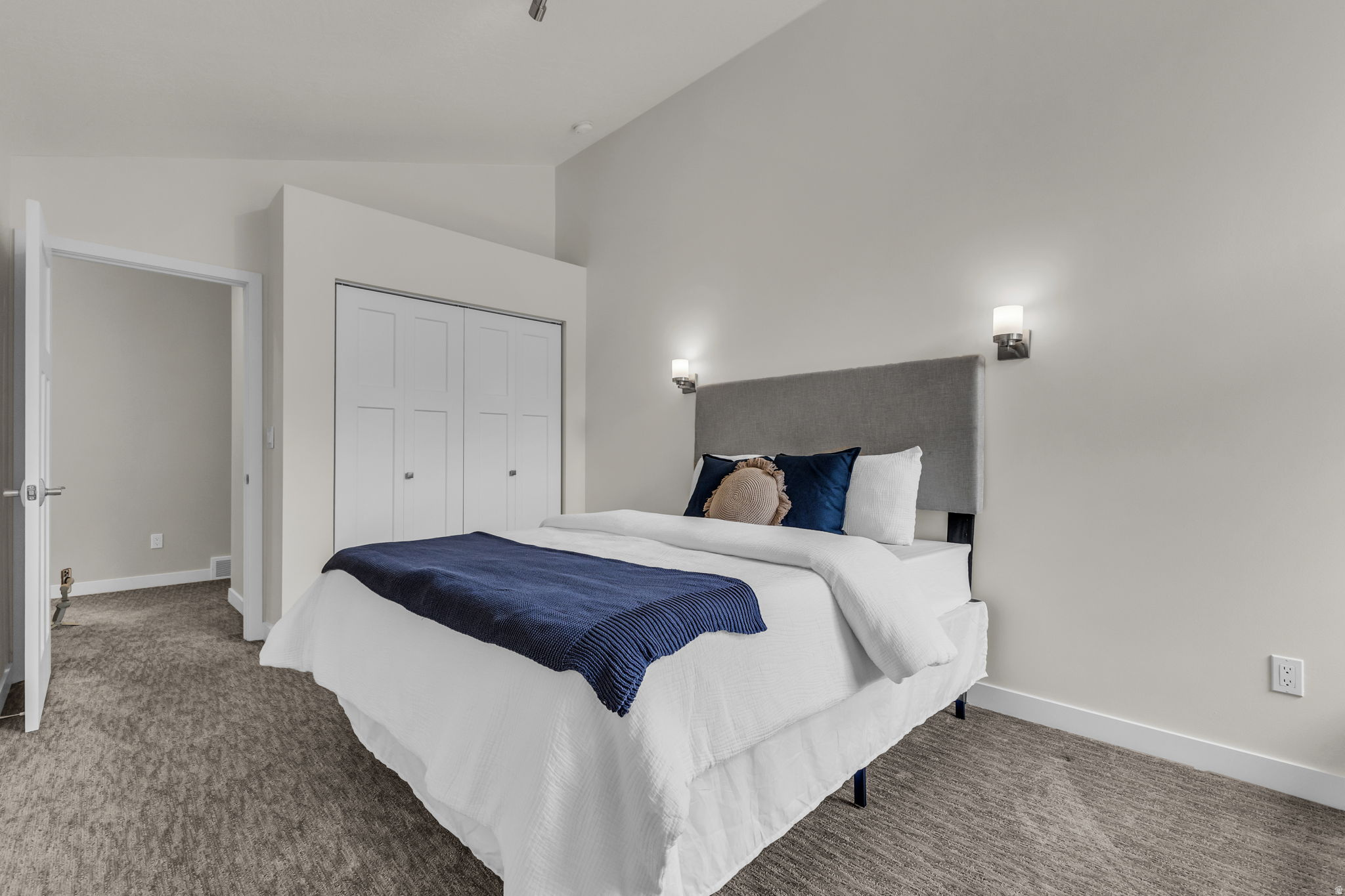 SUMMIT PARK - Residential