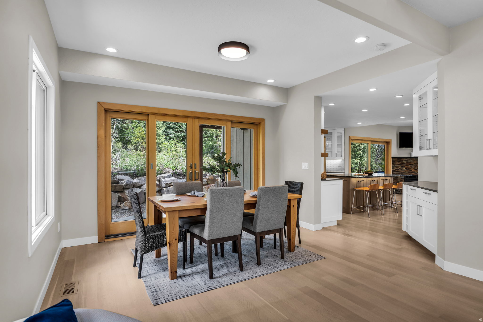 SUMMIT PARK - Residential