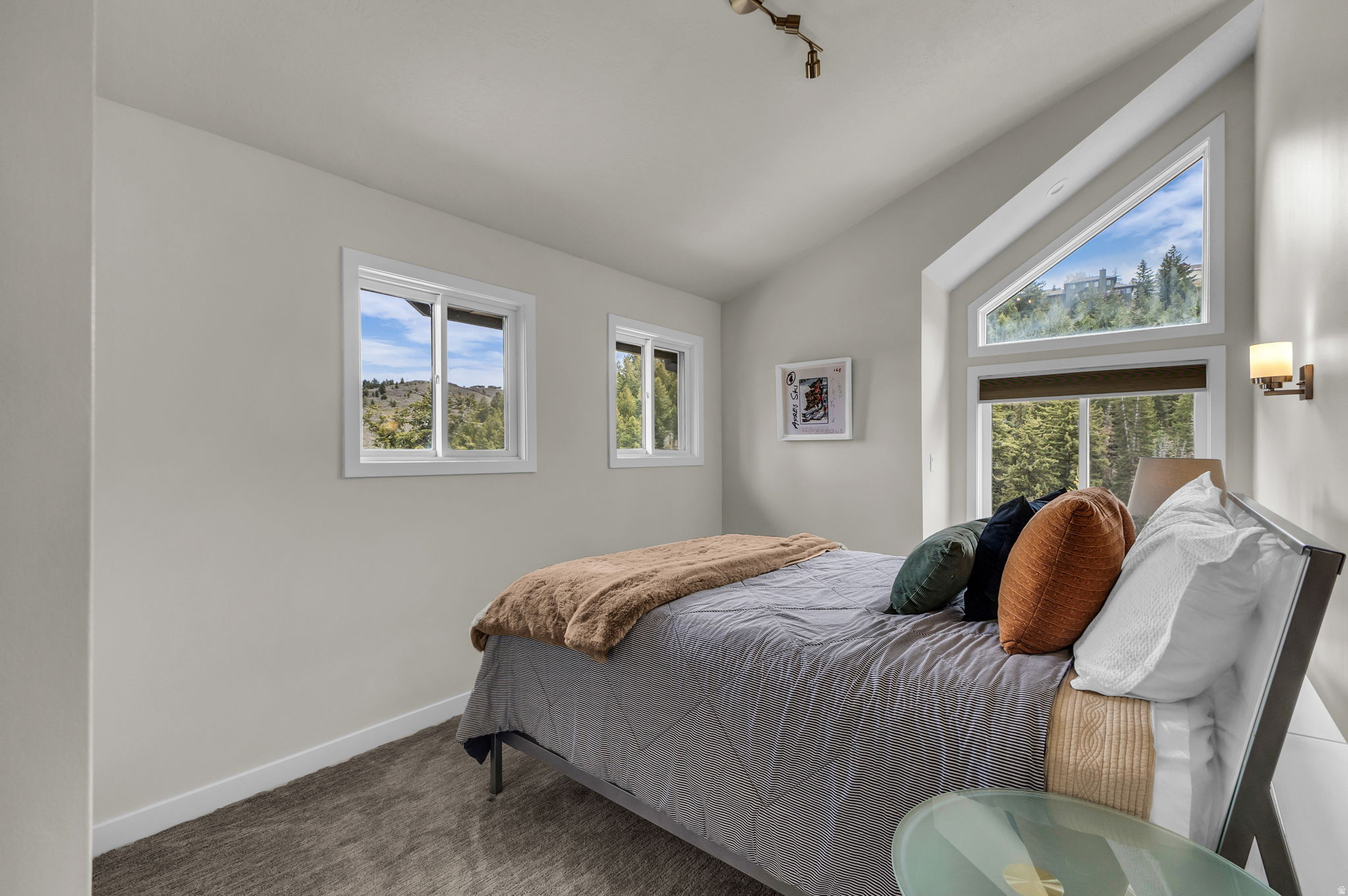 SUMMIT PARK - Residential