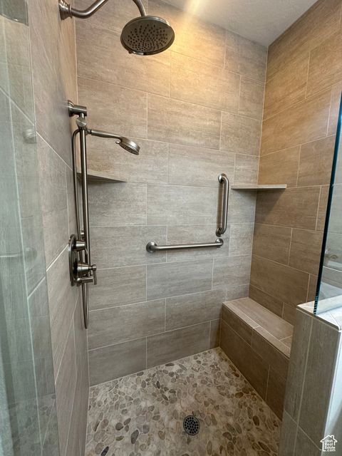 Tiny photo for 670 E WYNGATE POINT LN S, Draper, UT 84020 (MLS # 2118072)
