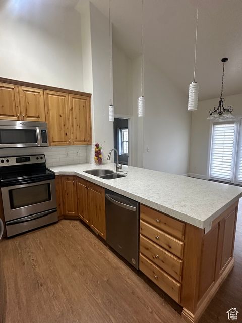 Tiny photo for 670 E WYNGATE POINT LN S, Draper, UT 84020 (MLS # 2118072)