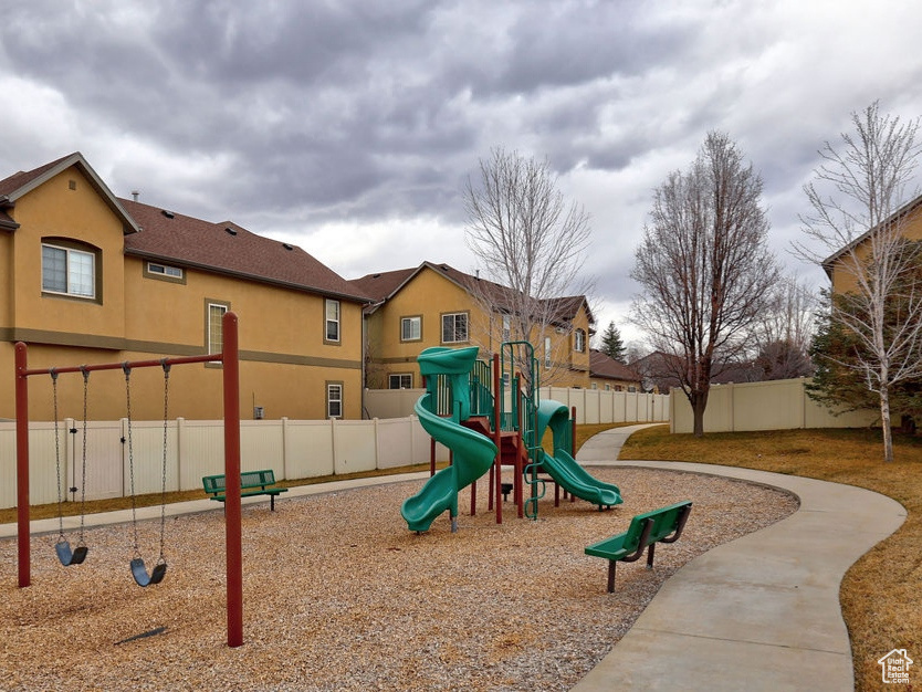 WYNGATE COMMONS - Residential