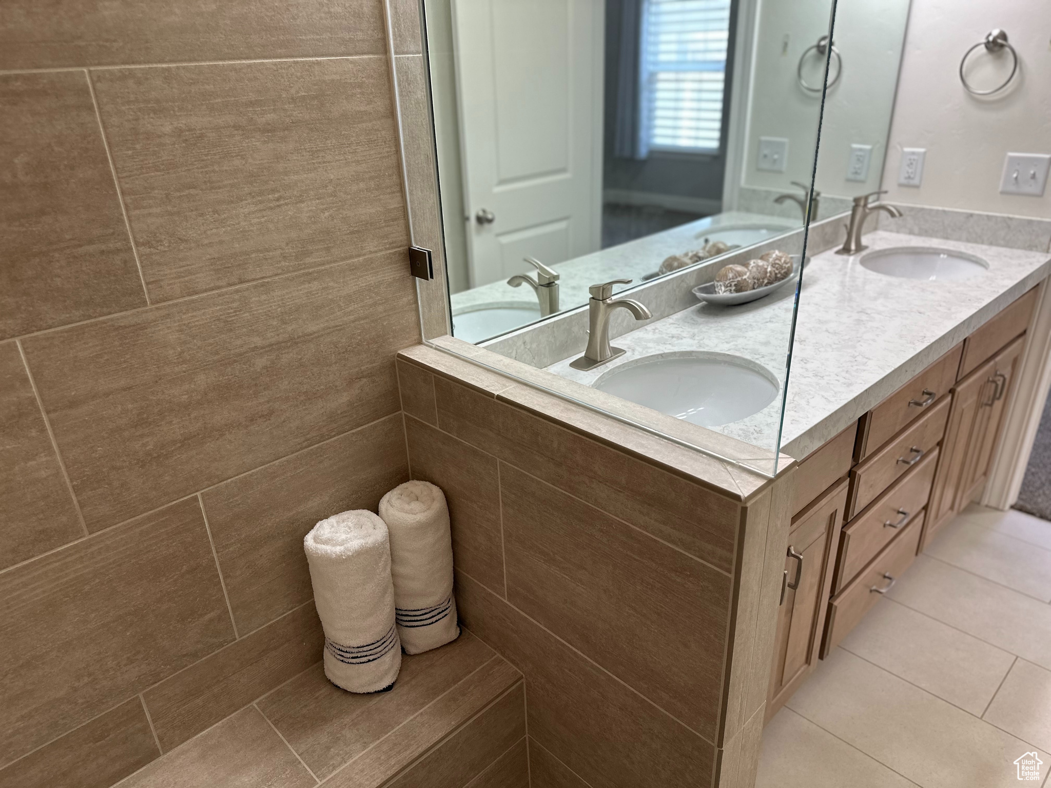 WYNGATE COMMONS - Residential