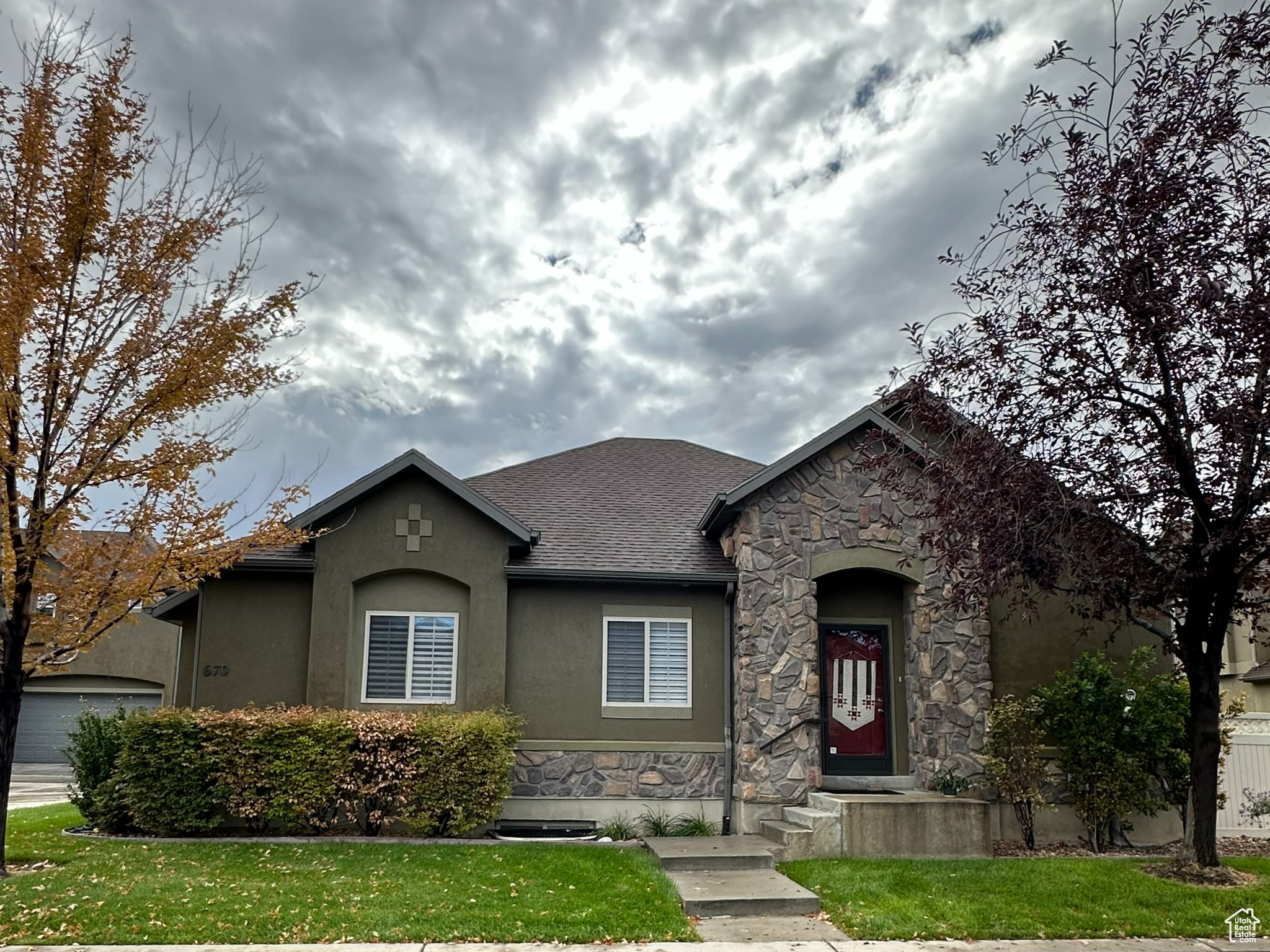 WYNGATE COMMONS - Residential