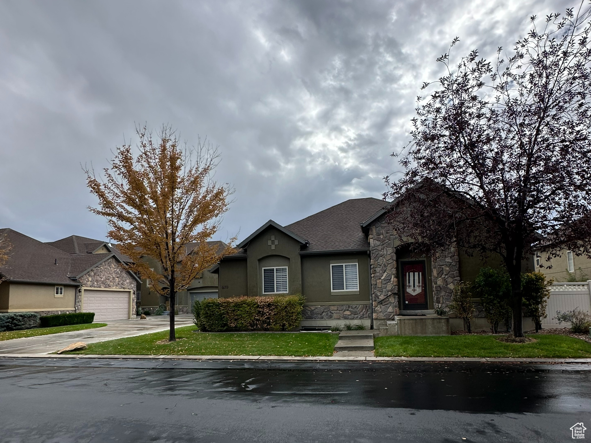 WYNGATE COMMONS - Residential