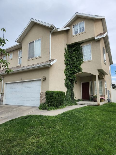 Townhouse For Sale - 710 E Sandy Point Dr<br/> Salt Lake County, Sandy, UT 84094