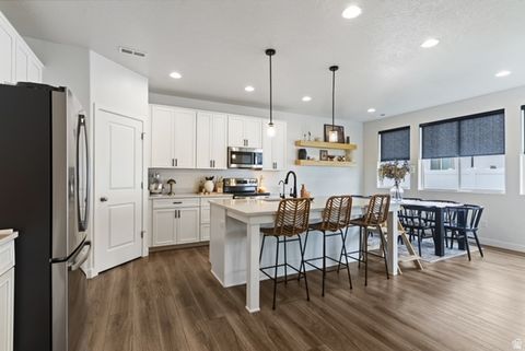 Tiny photo for 2975 S 2550 W, Syracuse, UT 84075 (MLS # 2124658)