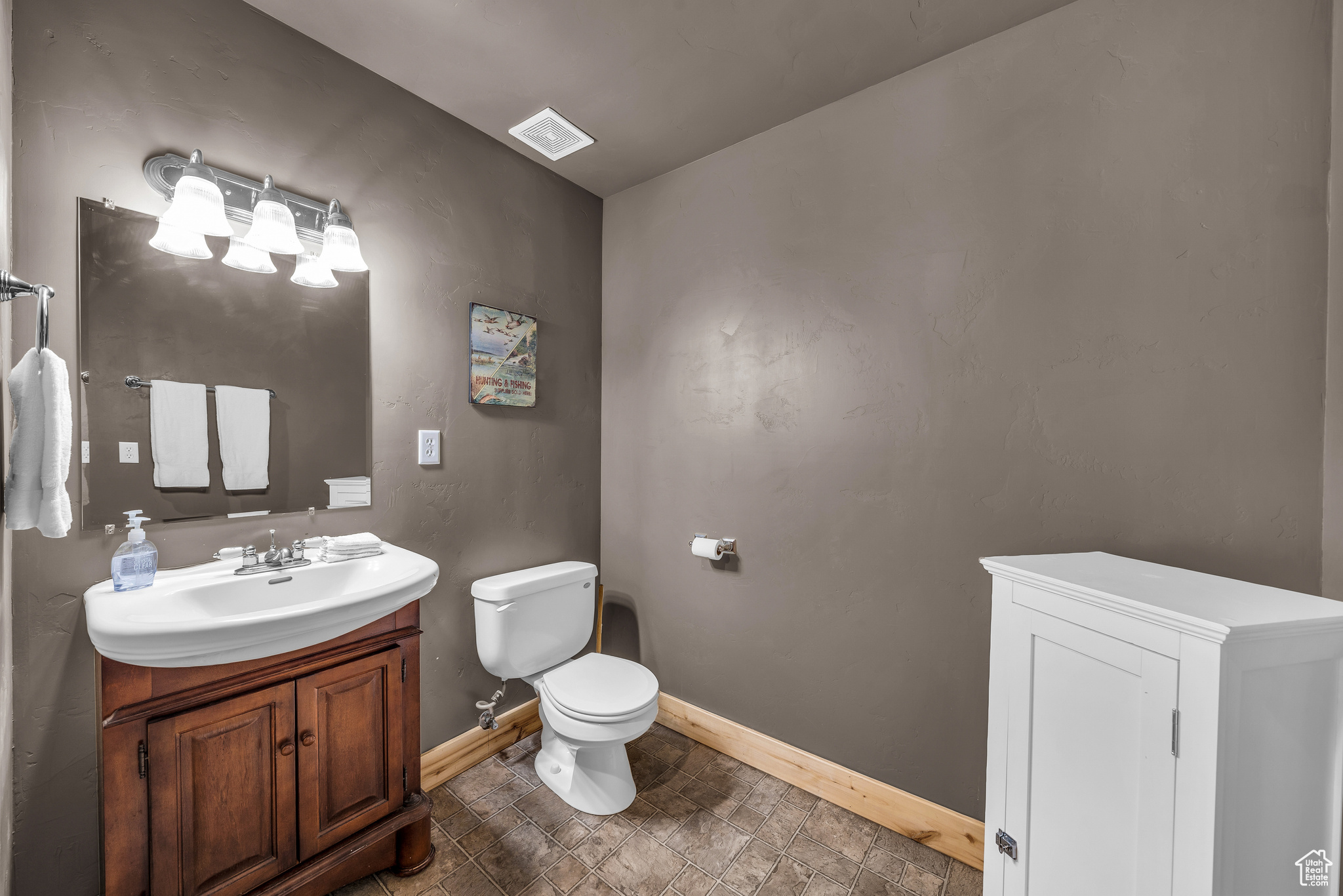 1380 E Lost Creek Rd, Duck Creek Village, Utah image 30