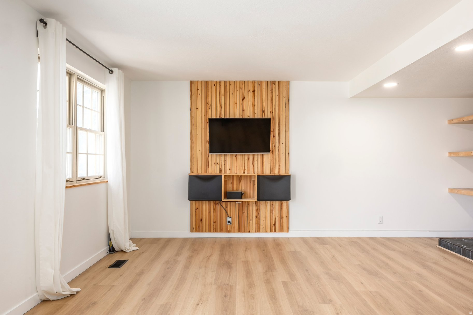 SWISS OAKS CONDOS PLAT A - Residential