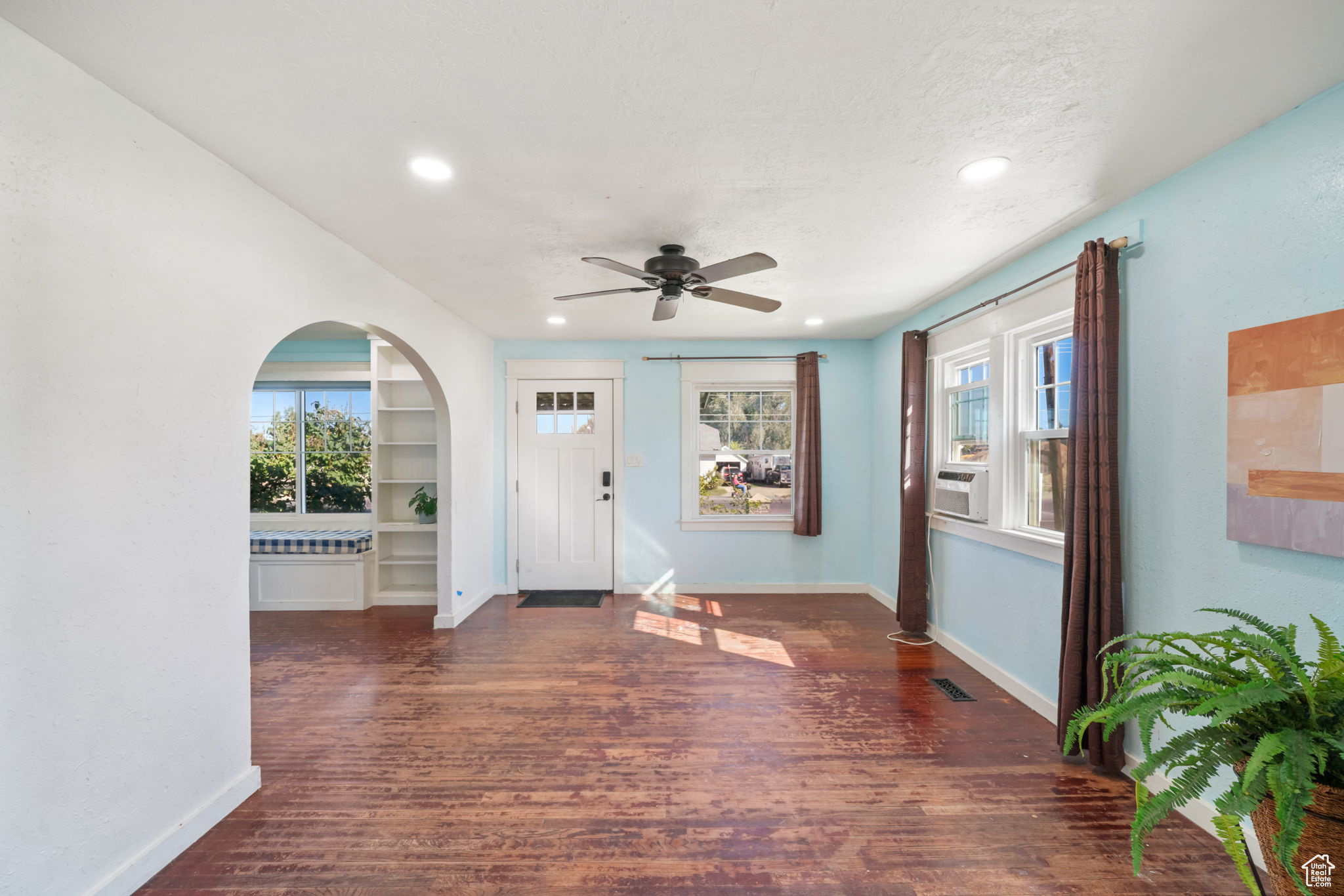 TAYLOR ESTATES NO 1 - Residential
