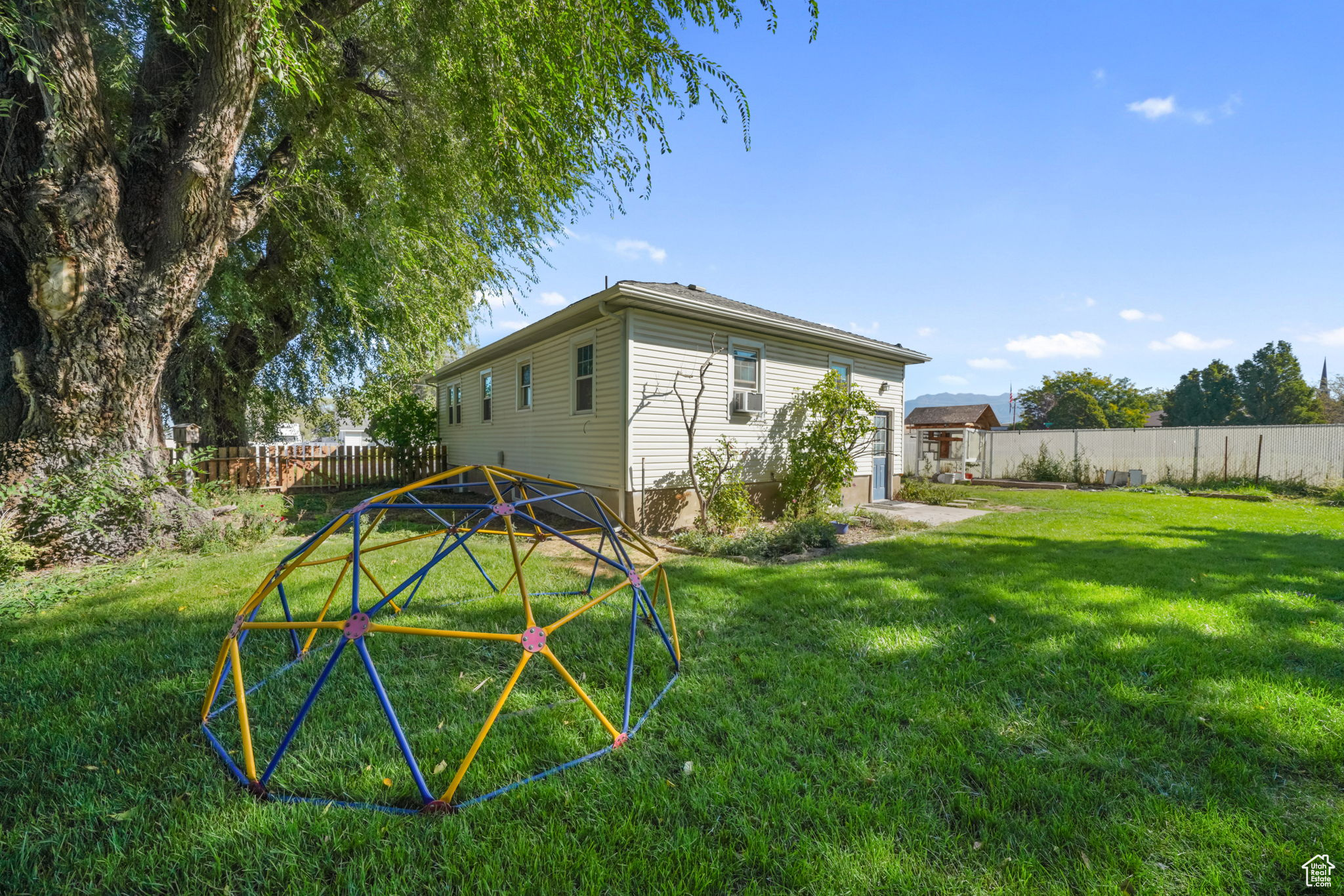 TAYLOR ESTATES NO 1 - Residential