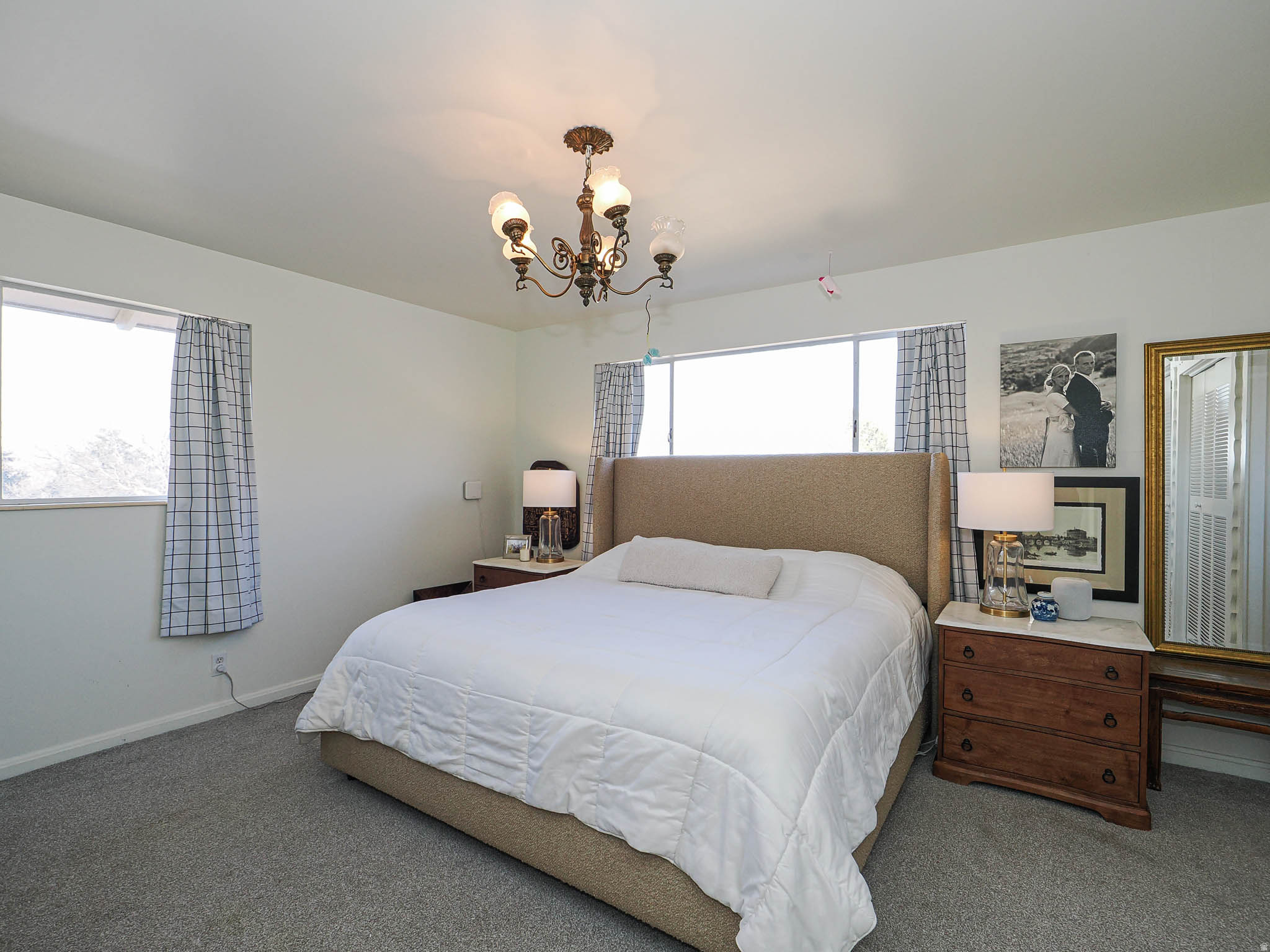 MOUNT OLYMPUS ACRES - Residential