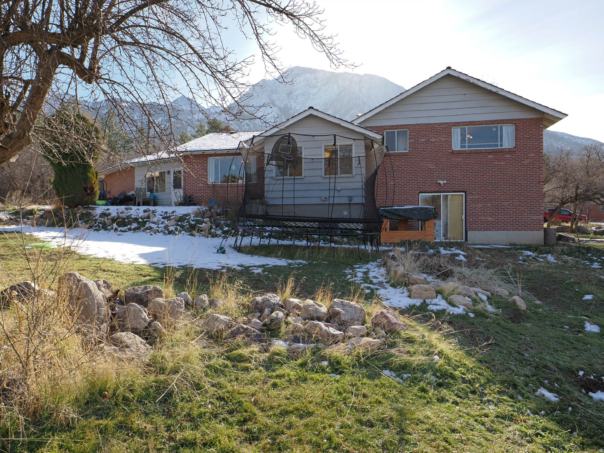 MOUNT OLYMPUS ACRES - Residential