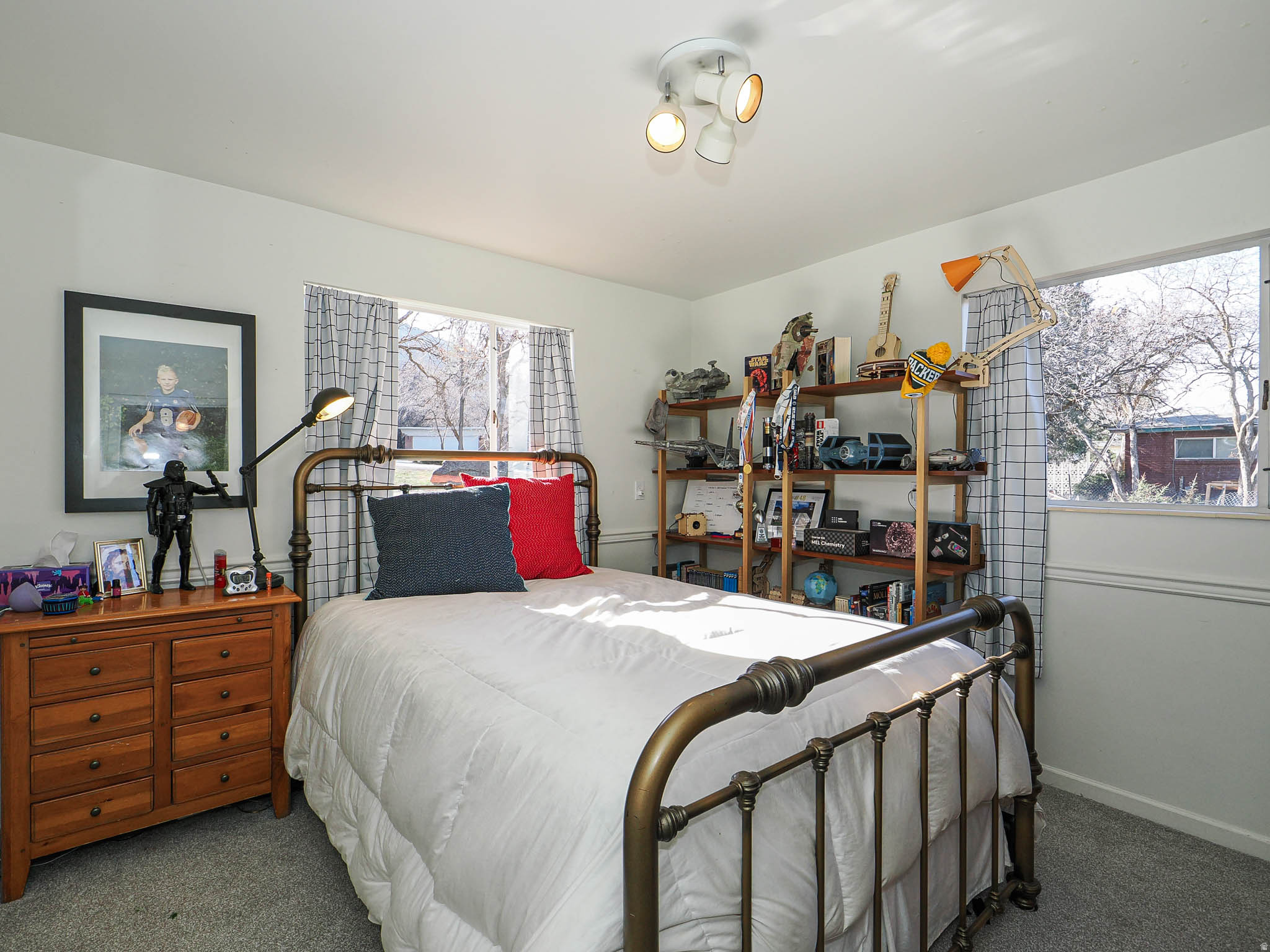 MOUNT OLYMPUS ACRES - Residential